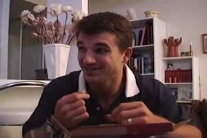 Inceste Maman Rend Visite A Son Fils
